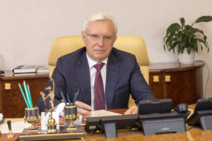 Читать далее о этой статье Поздравление генерального директора ПАО «КАМАЗ» Сергея Когогина с юбилеем «КАМАЗа»