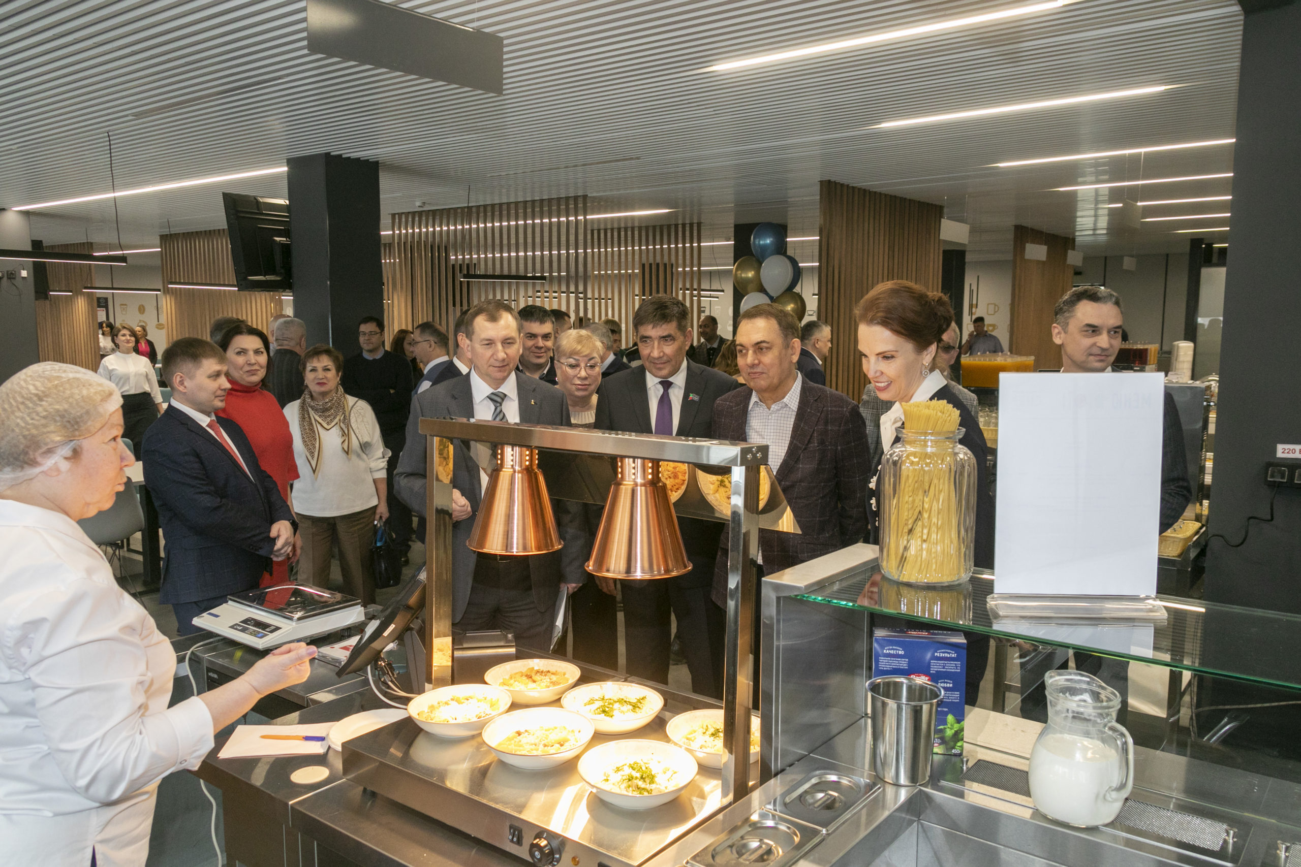 Вы сейчас просматриваете В Научно-техническом центре открылась обновлённая столовая