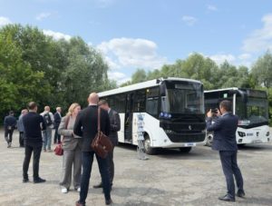 Читать далее о этой статье «КАМАЗ» продемонстрировал новинки пассажирского транспорта перевозчикам Татарстана
