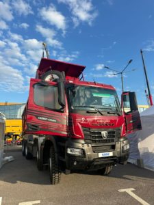 Читать далее о этой статье Самосвал КАМАЗ поколения К5 на выставке в Санкт-Петербурге