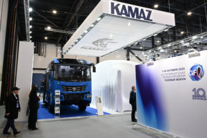 Читать далее о этой статье На ПМГФ-2025 презентованы усовершенствованные передвижные мастерские КАМАЗ-62501
