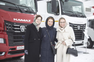 Читать далее о этой статье «КАМАЗ» посетили представители проекта «Цифровая история»