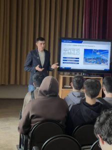 Читать далее о этой статье Специалисты «СЭТранса» провели профориентационные лекции в МАДК