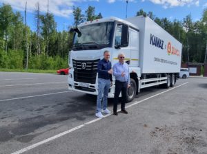 Читать далее о этой статье Сергей Когогин приехал на ПМЭФ за рулем нового грузовика КАМАЗ-65658