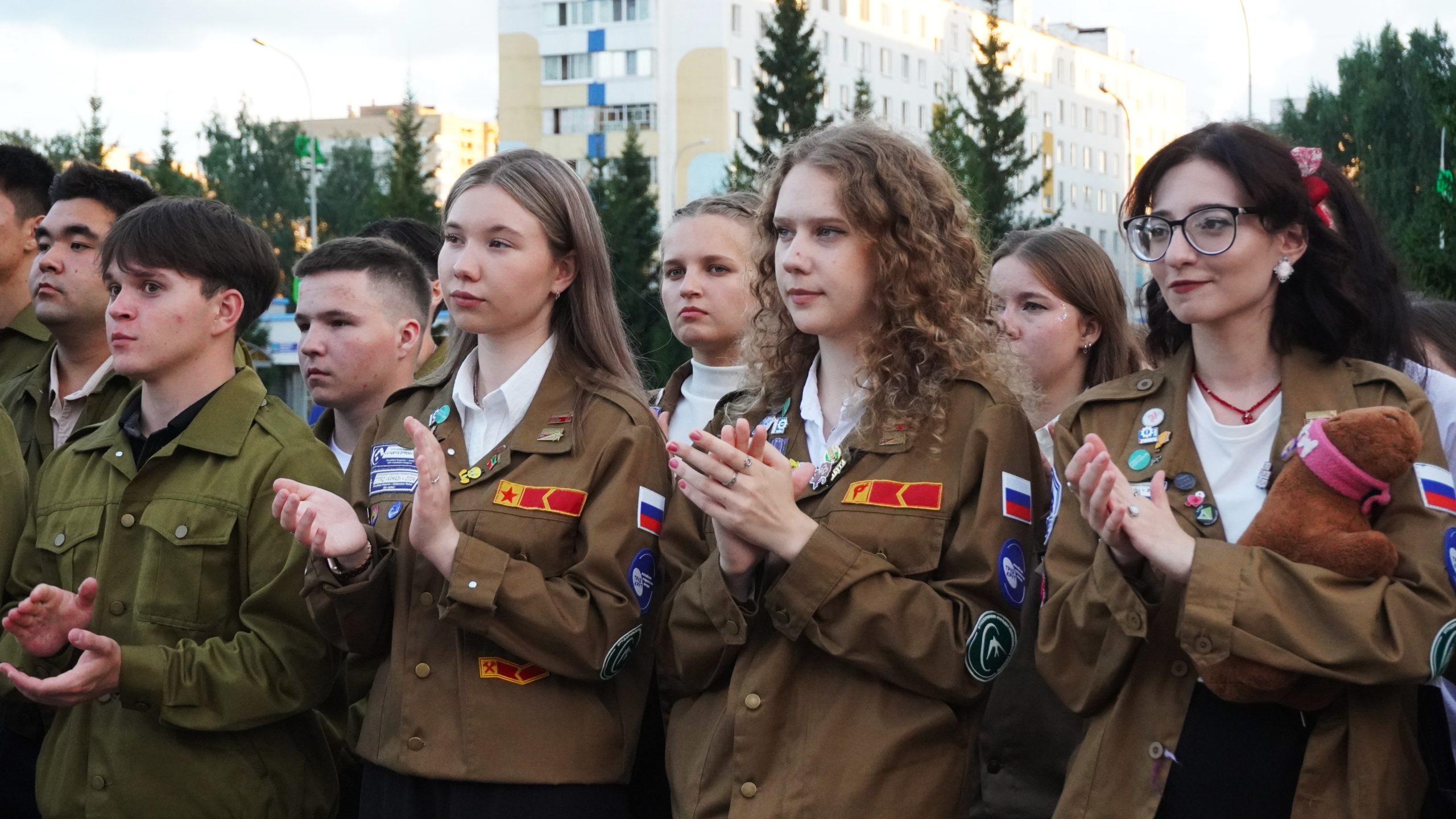Вы сейчас просматриваете В Набережных Челнах открылся юбилейный трудовой проект Российских студенческих отрядов на автогиганте