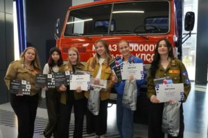 Читать далее о этой статье На «КАМАЗе» прошёл финал конкурса «Блогеры на автогиганте»