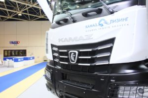 Читать далее о этой статье Десять седельных тягачей КАМАЗ-54901 пополнили автопарк компании «Авангард»